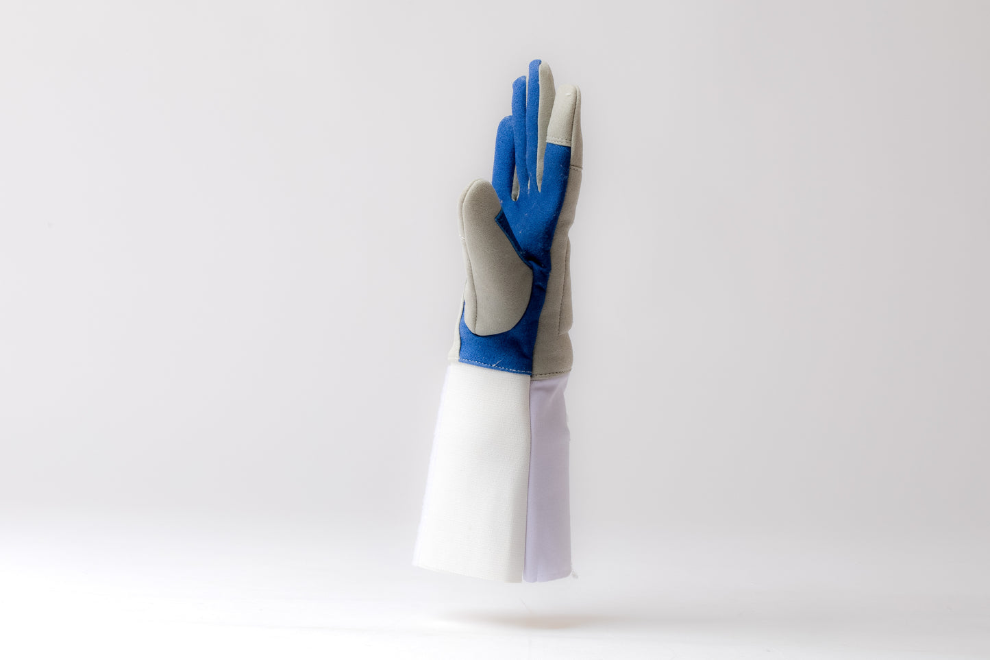 Easy alcantara glove