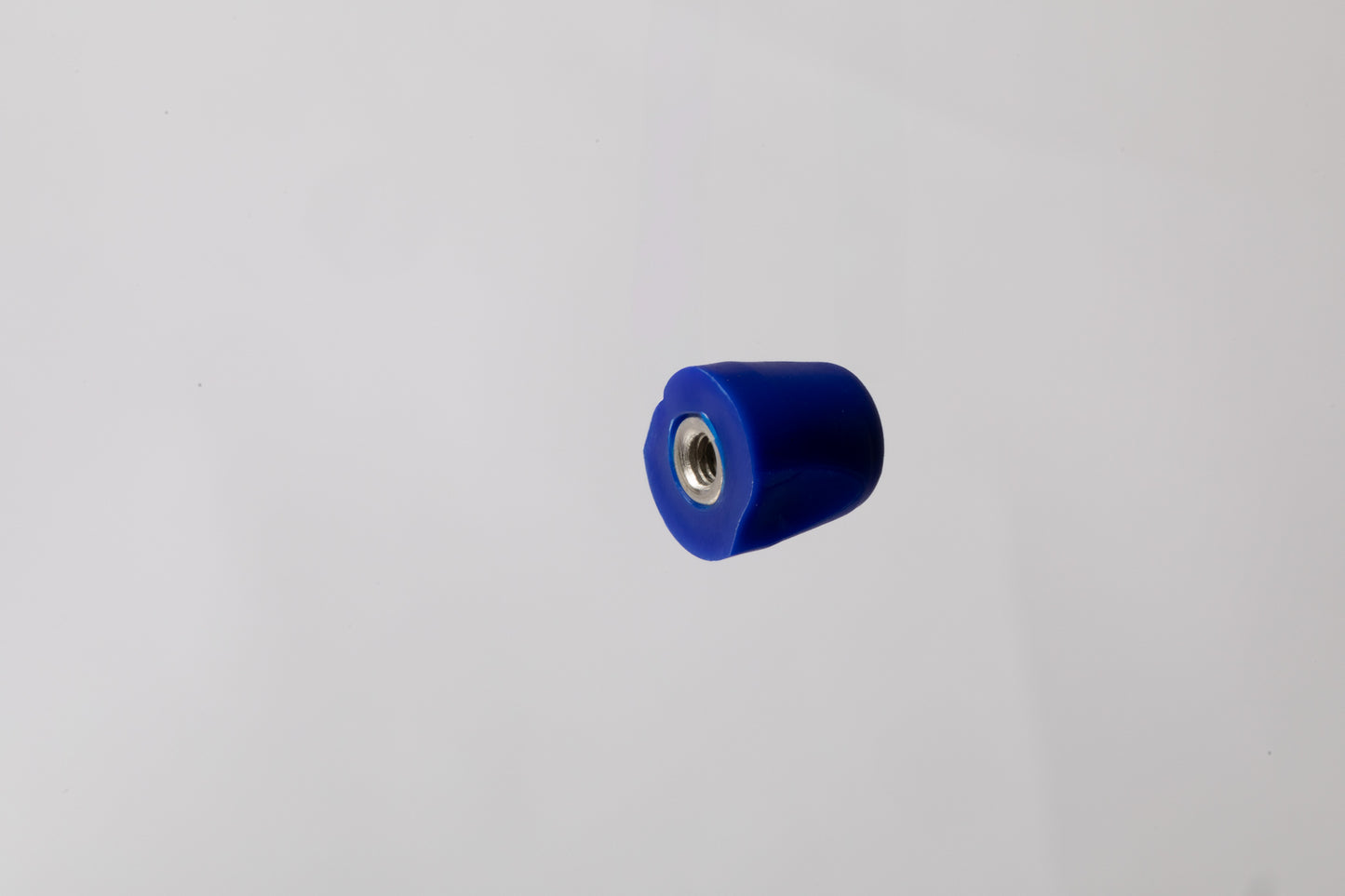 Pommel for sabre grip