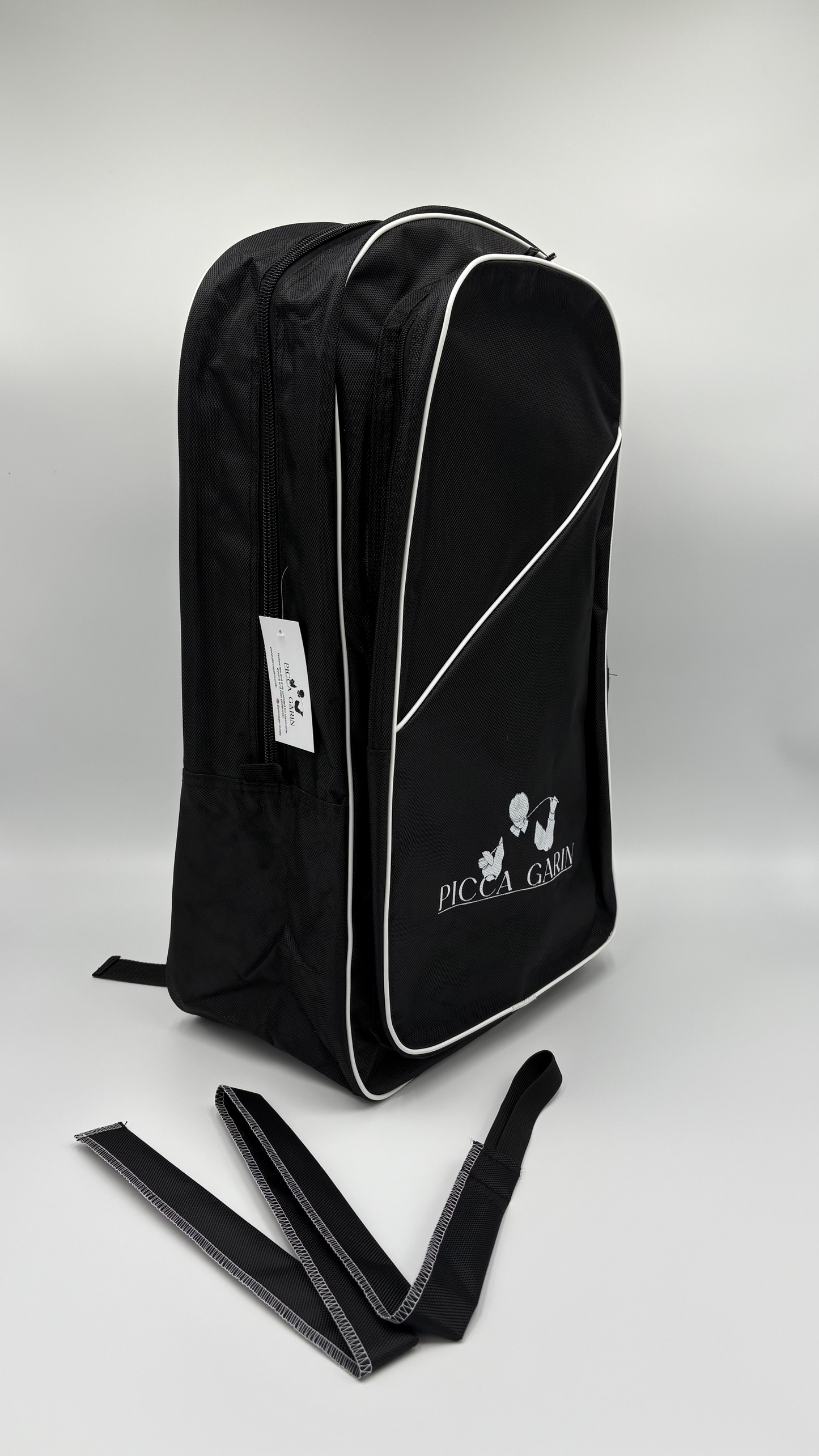 Single compartment wheeled bag