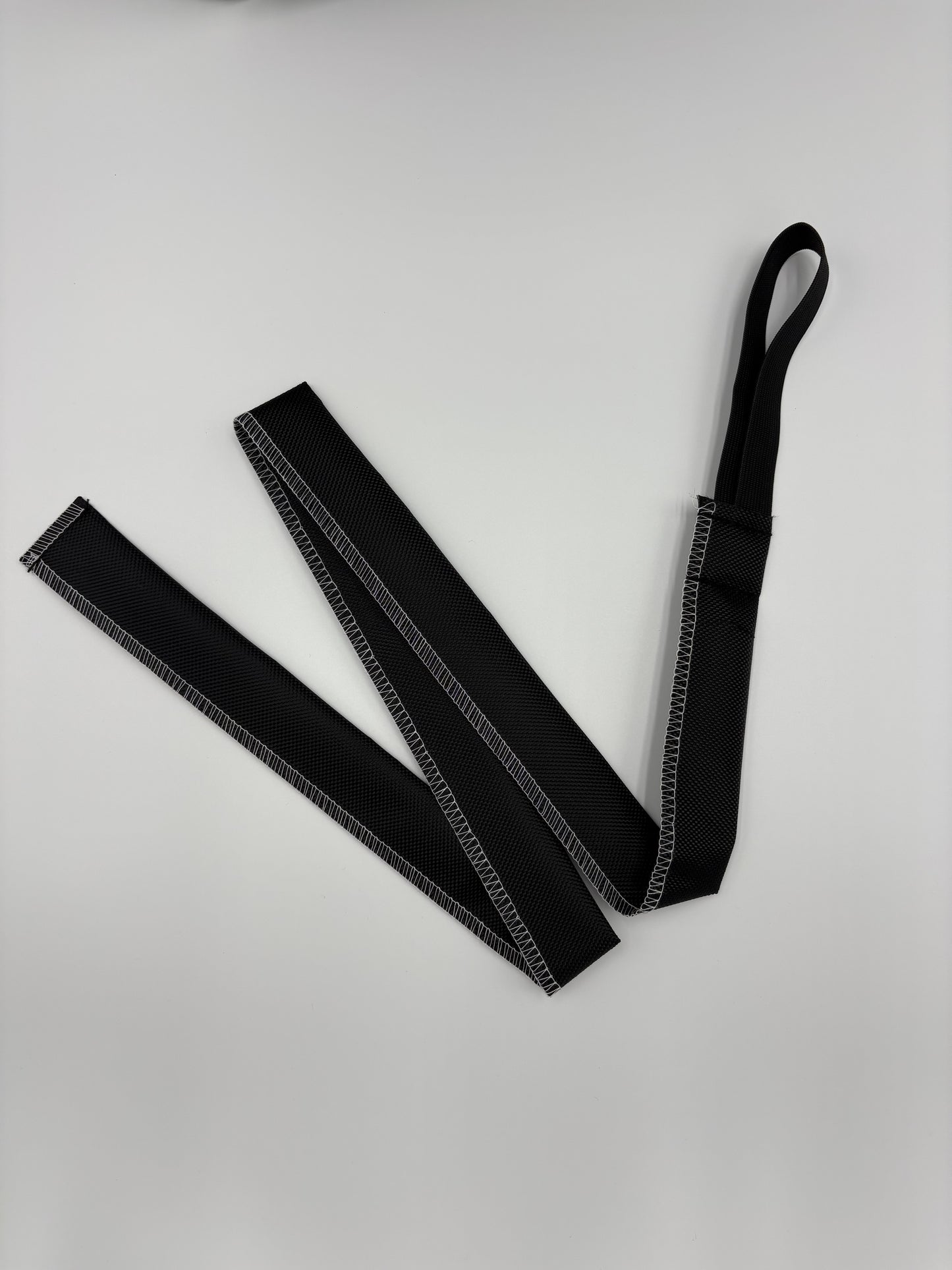 Single compartment wheeled bag