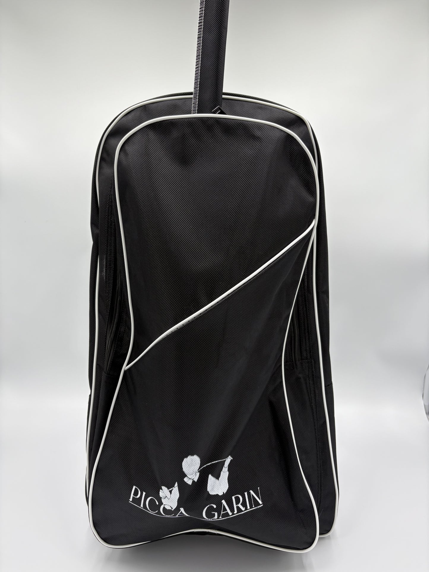 Single compartment wheeled bag