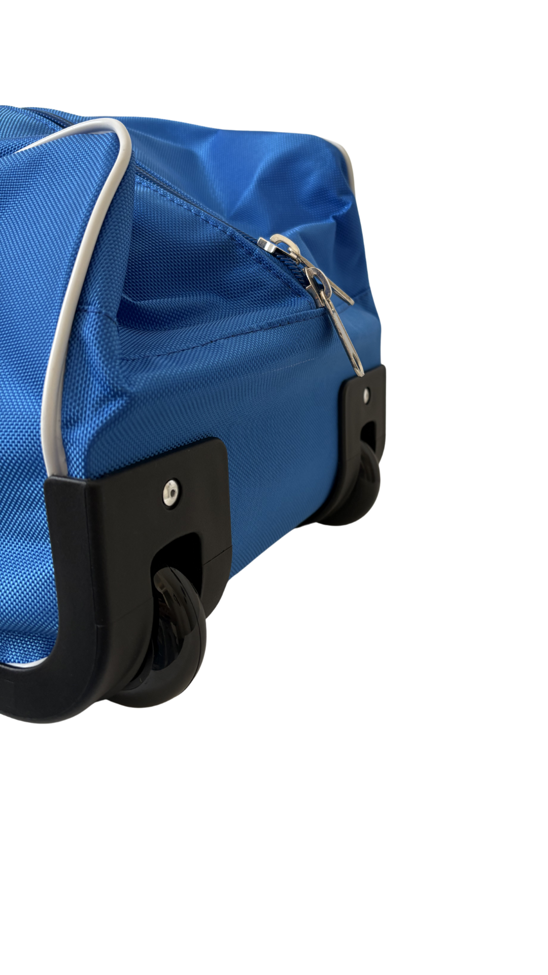 Single compartment wheeled bag